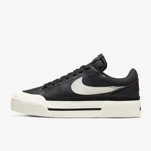 Nike Court Legacy Lift 7.5